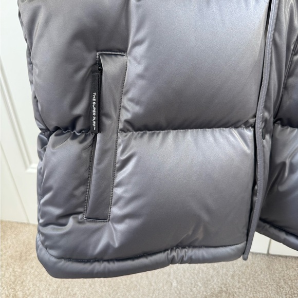 BNWOT Aritzia Super Puff Liquid Shine - Picture 4 of 8